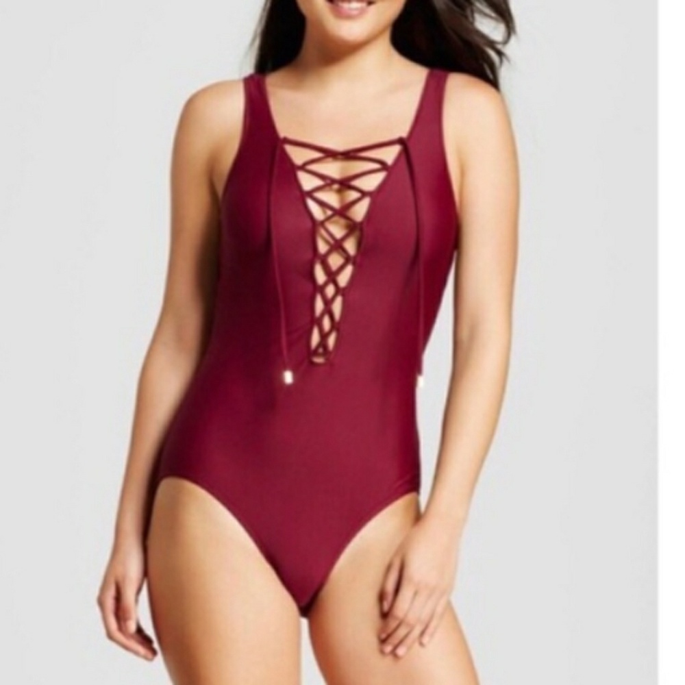 🆕⭐Wine red lace up monokini swimsuit⭐